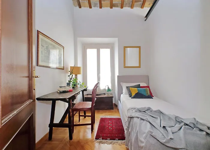 Piazza Venezia Apartment