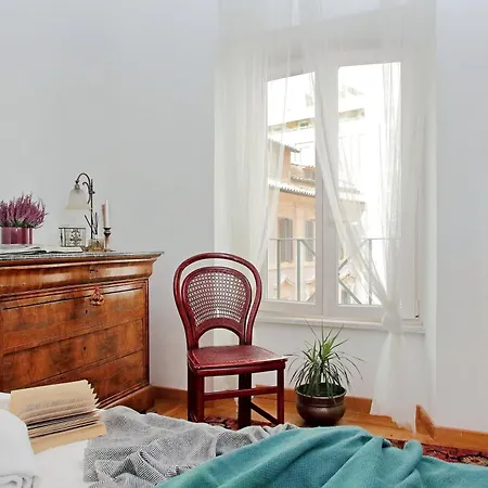 Piazza Venezia Apartment